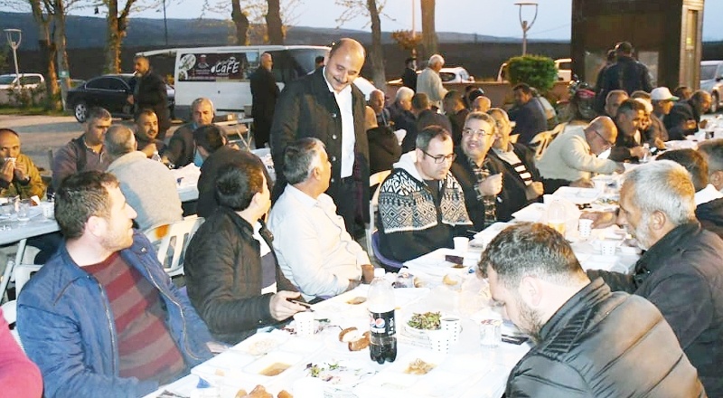 Belediye personeli iftarda buluştu