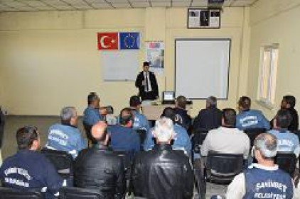 Belediye personeline iş sağlığı ve güvenliği eğitimi