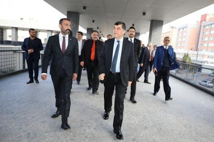 Belediyecilik; milletinin derdiyle dertlenme işidir, dertli insanların işidir