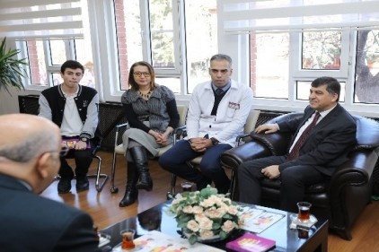 Benim gibi binlerce gencin eğitimine katkı sağlanıyor