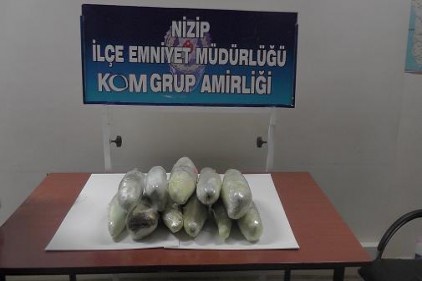 Benzin tankına gizlenmiş 7 kilo esrar ele geçirildi
