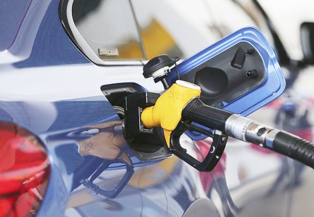 Benzin ve motorin zamları pompaya yansıdı