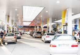 Benzin ve motorine dev zam geliyor