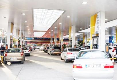 Benzin ve motorine dev zam geliyor