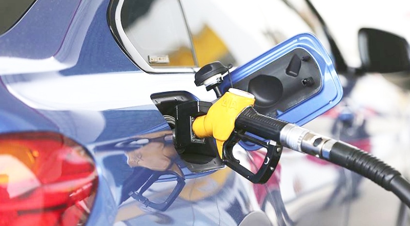 Benzin ve motorine zam bekleniyor