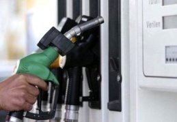 Benzin ve motorine zam geldi