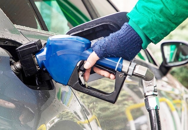 Benzin zamlandı