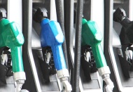 Benzine 16 kuruş, motorine 23 kuruş zam geldi