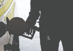 Benzine 29 kuruş zam yapıldı