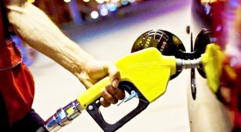 Benzine 50 kuruş zam geliyor