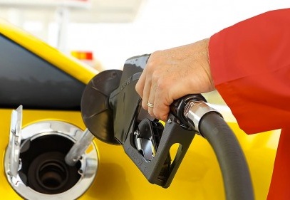 Benzine indirim yapıldı