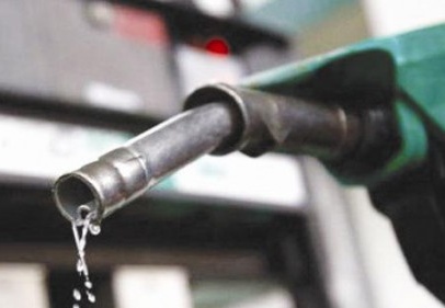 Benzine yine zam geldi