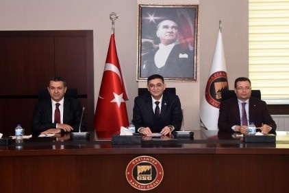 &#8220;Beraber olur, beraber düşünebilirsek yapamayacağımız hiçbir şey yoktur&#8221; 