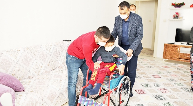 Berat, tekerlekli sandalyesine kavuştu