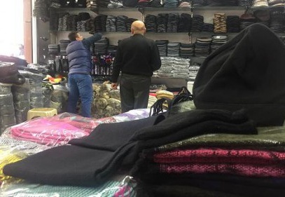 Bere, atkı ve eldivenler, tezgahlardaki yerini aldı