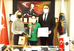 Beren Kalyoncu satrançta Türkiye ikincisi