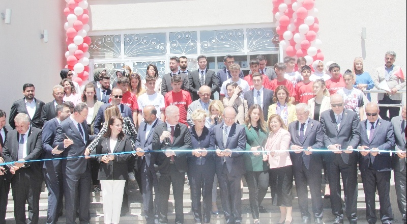 Berrin Topçuoğlu Anadolu Lisesi açıldı