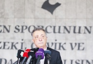Beşiktaş Başkanı Ahmet Nur Çebi, teknik direktörü açıkladı!