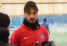 “Beşiktaş maçı derbi havasında geçecek”