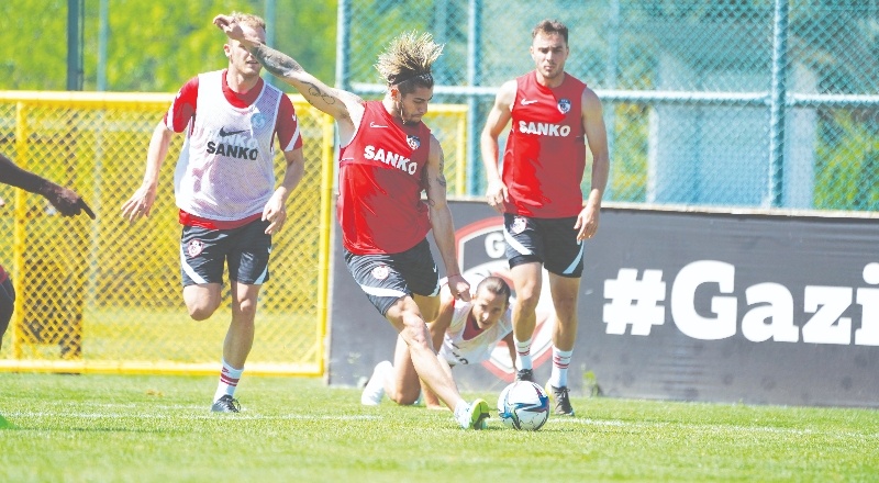 Beşiktaş maçı hazırlıkları taktik çalışmasıyla devam etti