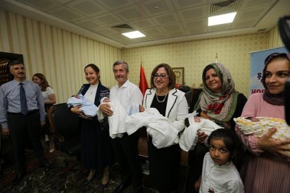 Beşizlere belediye başkanları sahip çıktı