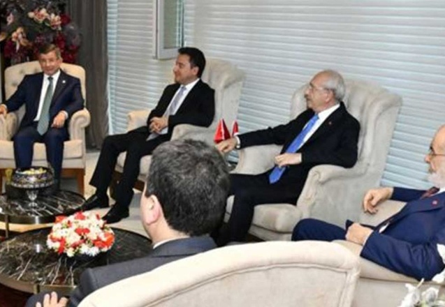 'Beşli Masa' toplandı