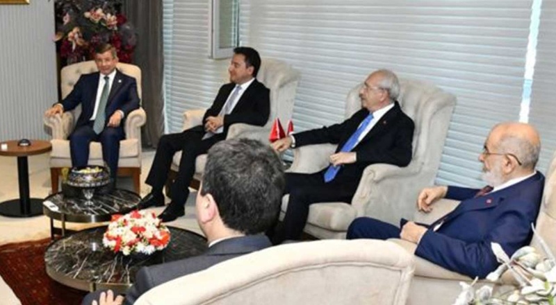 'Beşli Masa' toplandı