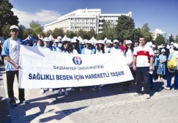 BESYO öğrencileri yürüdü