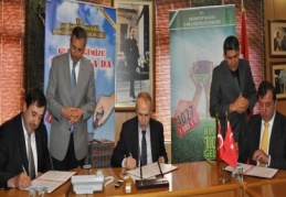 Beyhan ve Bülent Uslu 40 derslikli okul yaptıracak