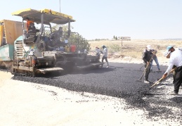 Beykent Mahallesi’nde yeni yollar asfaltlanıyor