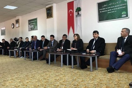 Beykent’te muhtarlarla bir araya geldi
