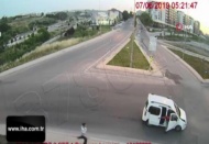 Beylikdüzü'nde film sahnelerini aratmayan kavga kamerada