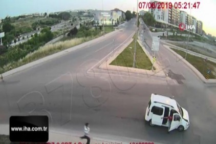 Beylikdüzü&#039;nde film sahnelerini aratmayan kavga kamerada
