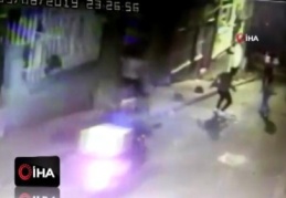 Beyoğlu'nda üvey baba dehşeti kamerada