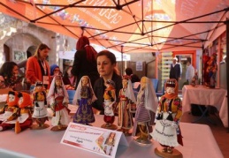Bez bebekler, Oyun ve Oyuncak Müzesi’nde sergileniyor