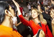 "Biat eden kadın yaratılmaya çalışılıyor"