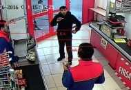 Bıçakla marketten yağma yapan zanlı tutuklandı