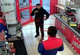 Bıçakla marketten yağma yapan zanlı tutuklandı