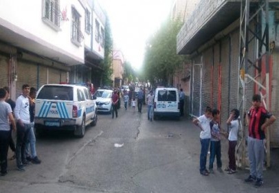 Bıçakla ve pompalı tüfekle mahalle savaşı yaptılar, 9 kişi yaralandı