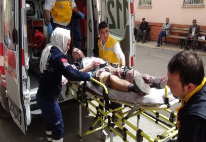 Bıçaklı kavgada bir kişi yaralandı