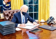 Biden, iklim değişikliğine karşı 3 karara imza attı