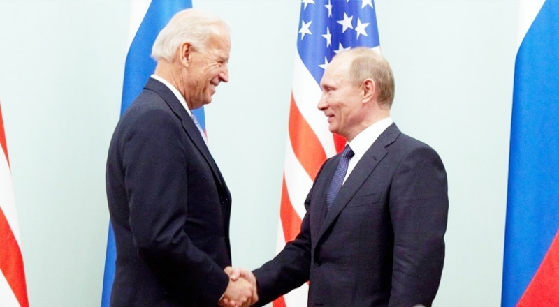 Biden, işgal olmaması durumunda Putin'le buluşmayı kabul etti