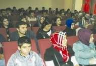 Bilgilendirme toplantısına 3 bin öğrenci katıldı