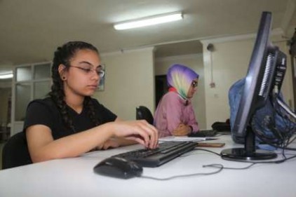 Bilgisayar işletmenliği kursunda eğitimler 2 ay sürdü
