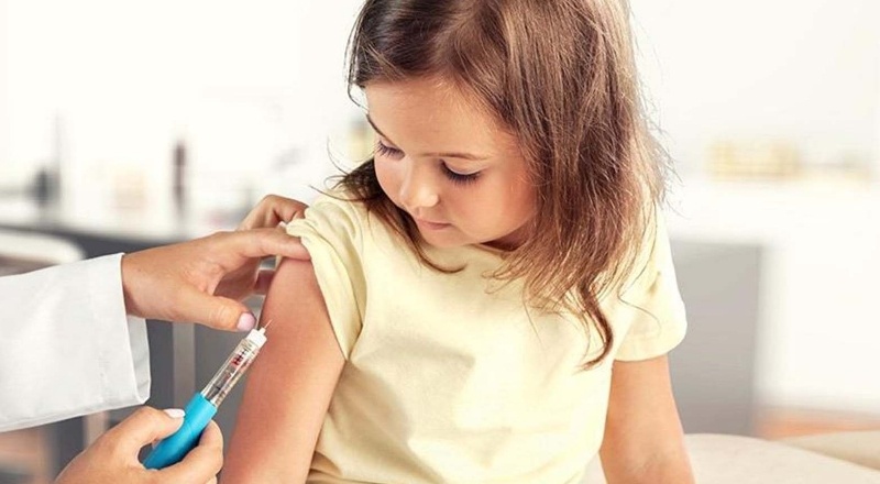 Bilim Kurulu Üyesi Doç. Dr. Kayıpmaz: Aileler, 12 yaş ve üstündeki çocuklarına aşı yap-tırmalı