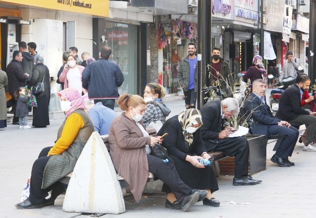 Bilim Kurulu üyesinden maske açıklaması