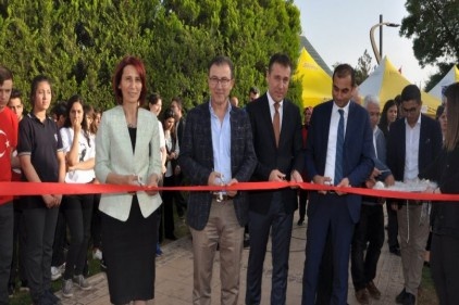 Bilim şenliğine 180 öğrenci katıldı