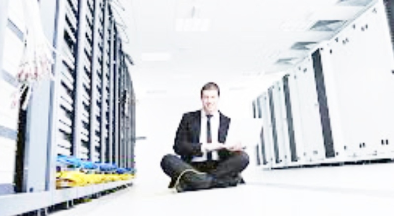 Bilişimde meslek standartları belirleniyor