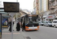 Bin 897 durakta 136 hatta ve 885 araçla hizmet veriliyor