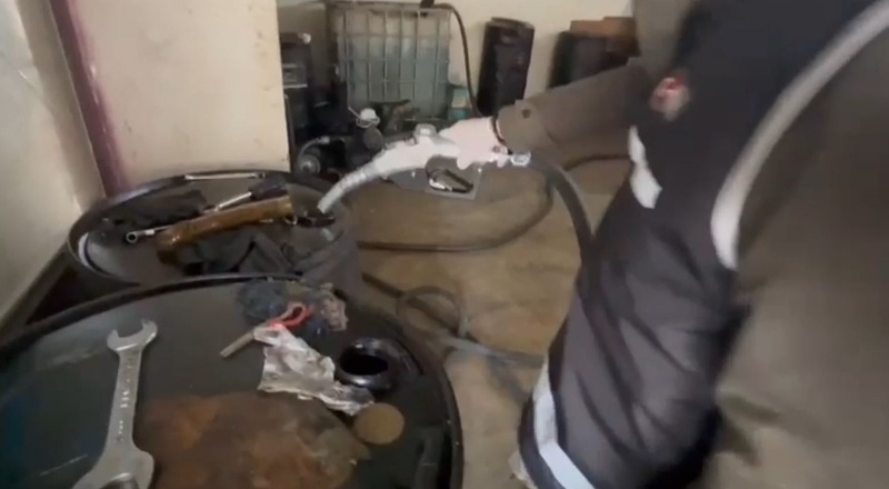 Bin 350 litre kaçak akaryakıt ele geçirildi